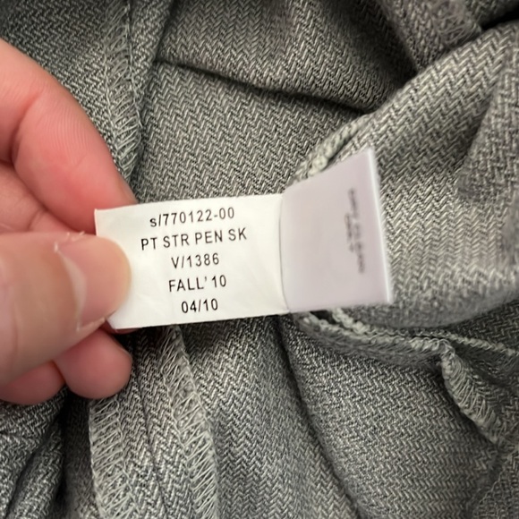 Banana Republic Gray Herringbone Pencil Skirt Pockets 2 - Picture 11 of 11